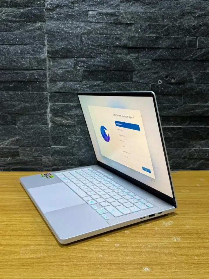 ASUS ROG Zephyrus G14 (GA403) - Gambar 2