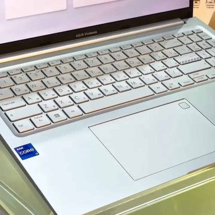 ASUS Vivobook 16 OLED (X1605VA) - Gambar 6