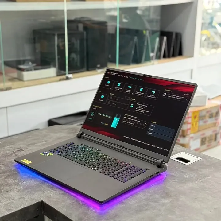 ASUS ROG Strix G18 (2025) - Gambar 5