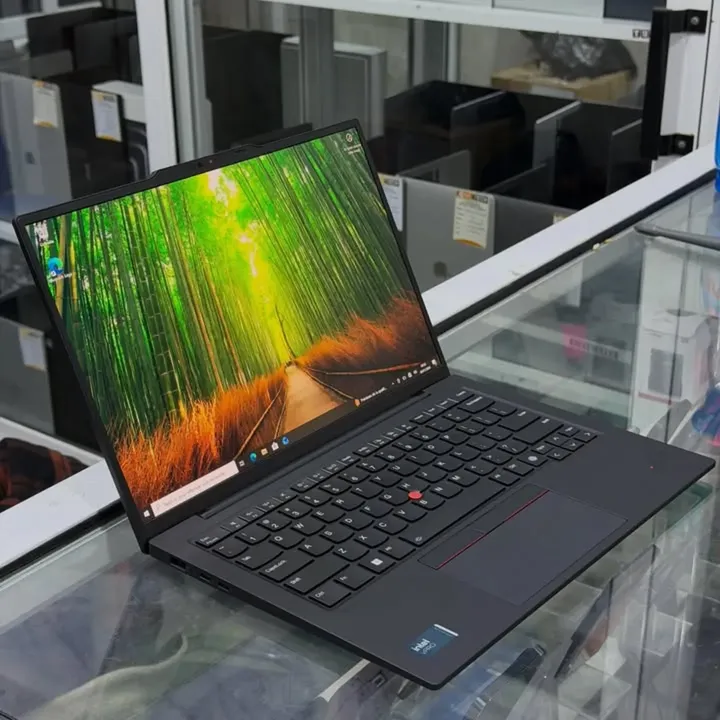 LENOVO ThinkPad X1 Carbon Gen 12 - Gambar 3