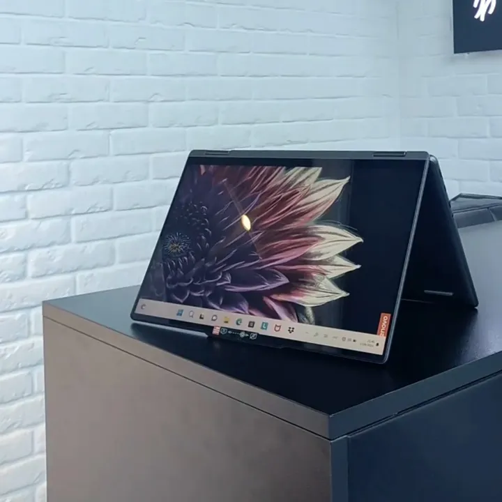 Lenovo Yoga 7 2-in-1 - Gambar 4