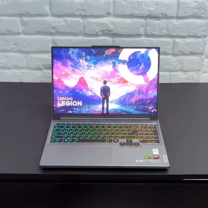 LENOVO Legion Slim 5 16AHP9 - Gambar 2