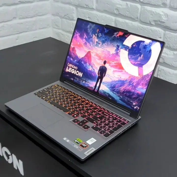 LENOVO Legion Slim 5 16AHP9 - Gambar 3