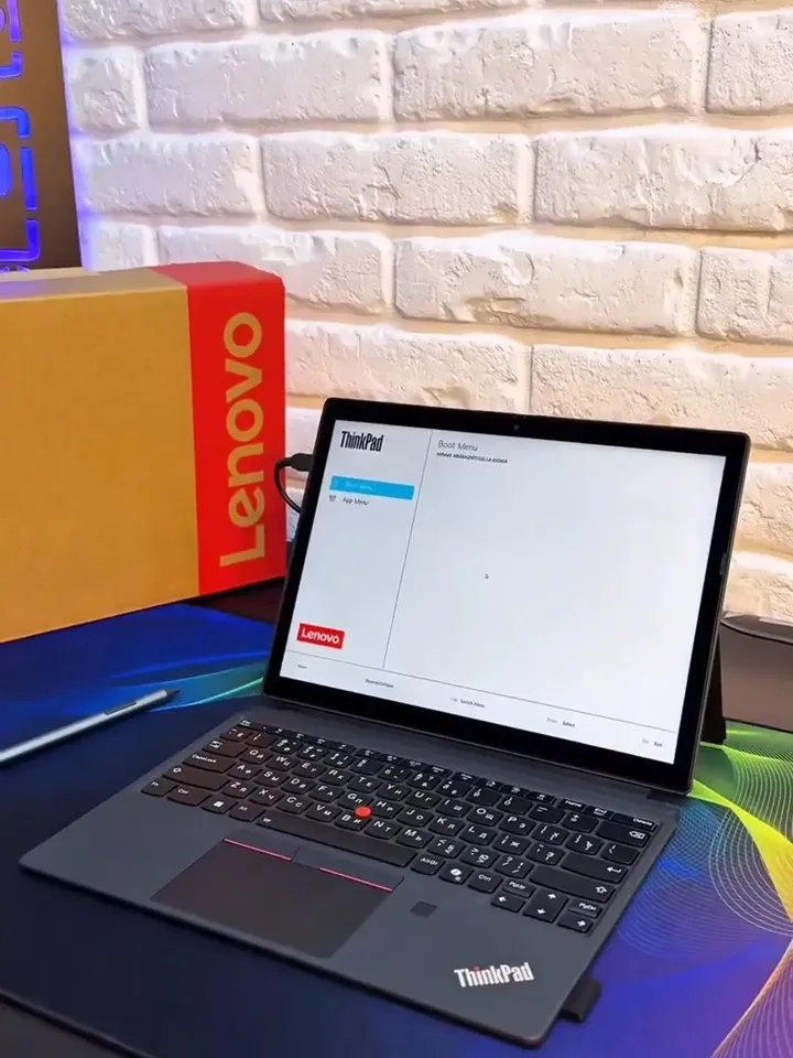 Lenovo ThinkPad X12 Detachable - Gambar 2