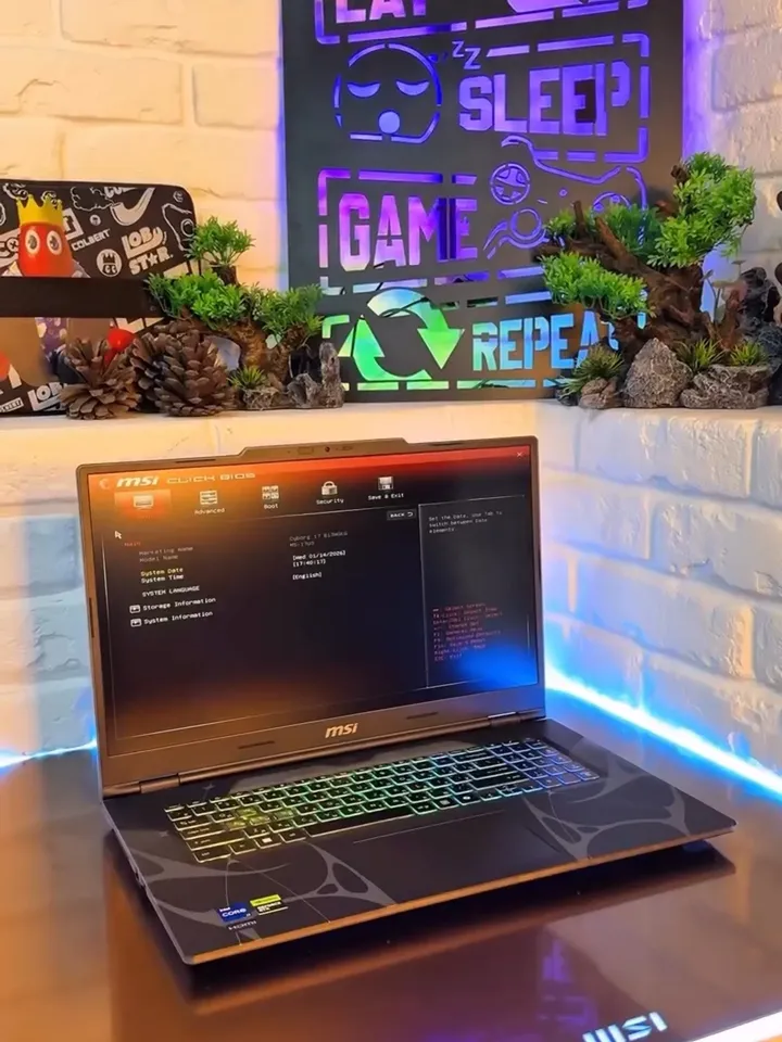 MSI Cyborg 17 - Gambar 2