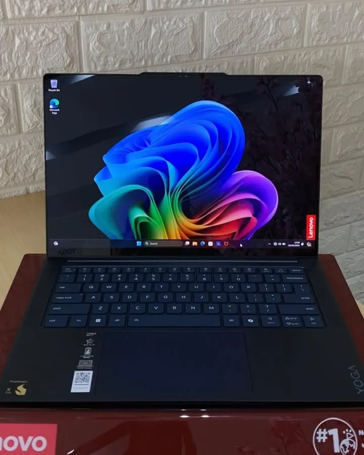 Lenovo Yoga Slim 7 - Gambar 2
