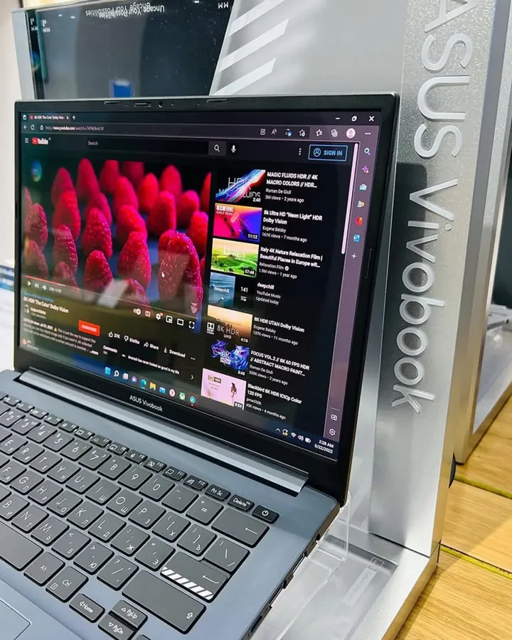 ASUS VivoBook Pro 14 OLED (K3400) - Gambar 3