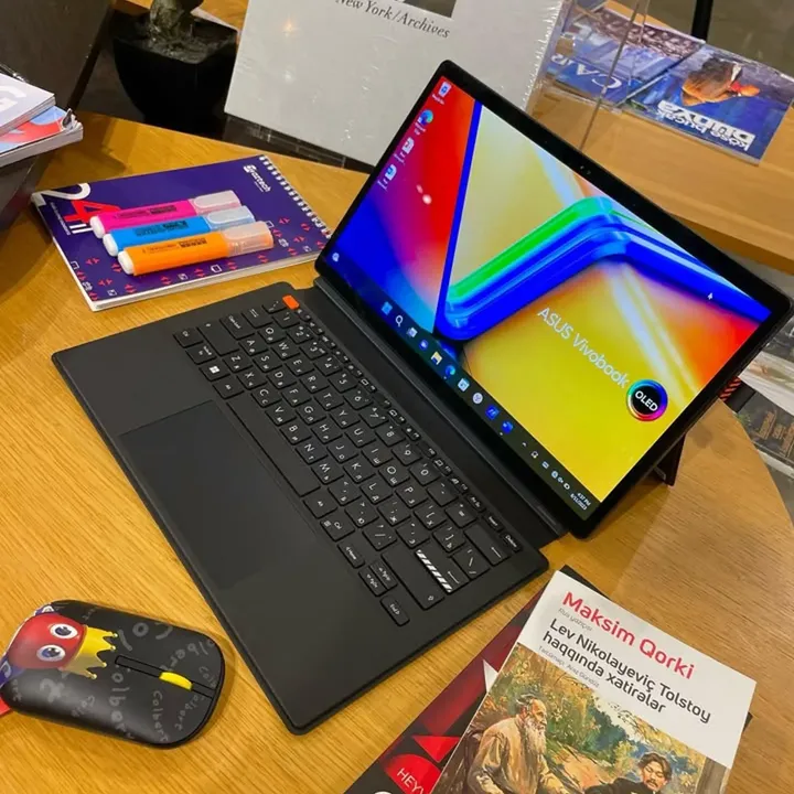 ASUS VivoBook 13 Slate OLED - Gambar 2
