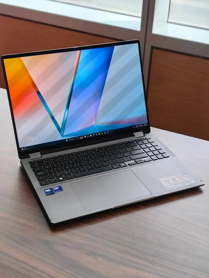 ASUS Vivobook 16 Flip (TP3607) - Gambar 2