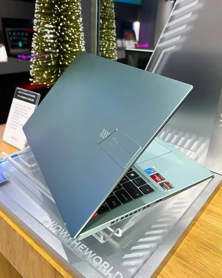 ASUS VivoBook S15 M3502 - Gambar 4