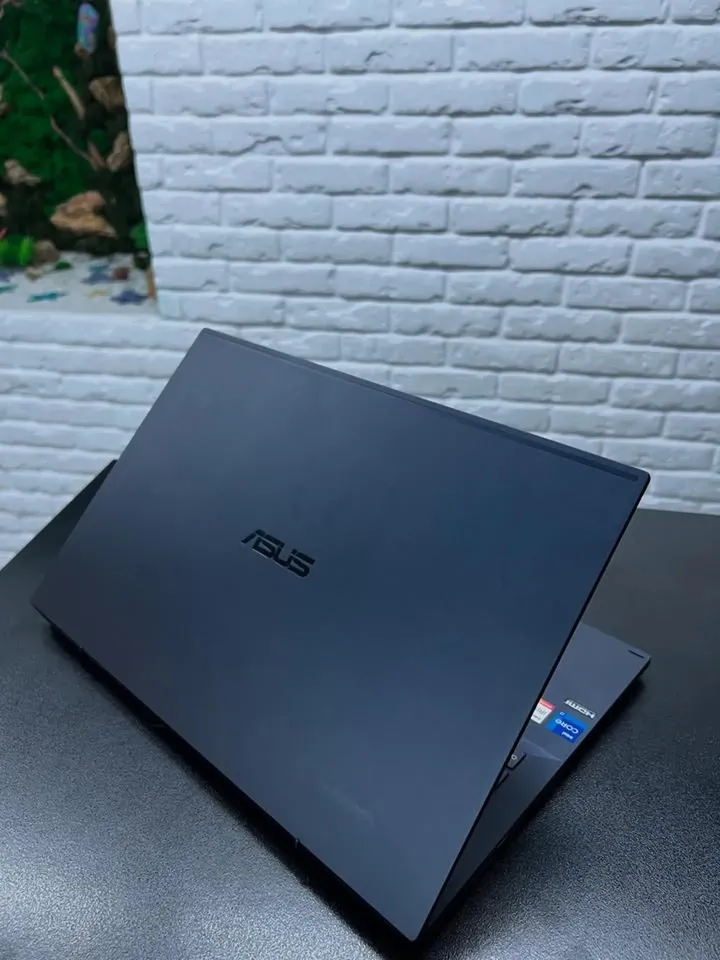 ASUS ExpertBook B2 - Gambar 4