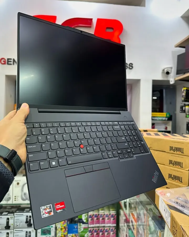 Lenovo ThinkPad E16 (AMD) - Gambar 2