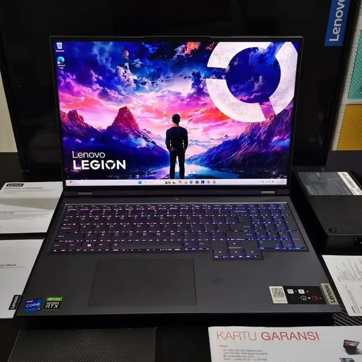 LENOVO Legion 5 Pro 16IAH7H - Gambar 2