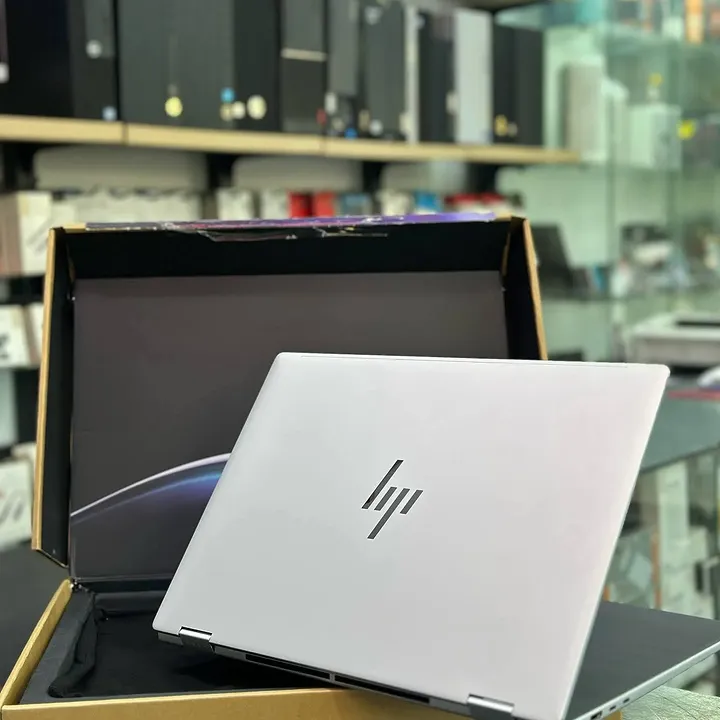 HP Envy x360 2-in-1 16 inci - Gambar 4