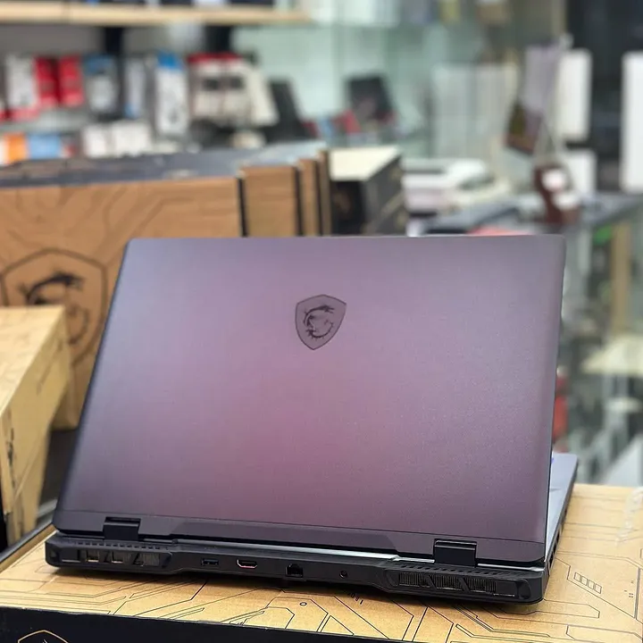 MSI Pulse 16 AI C1VFKG - Gambar 4
