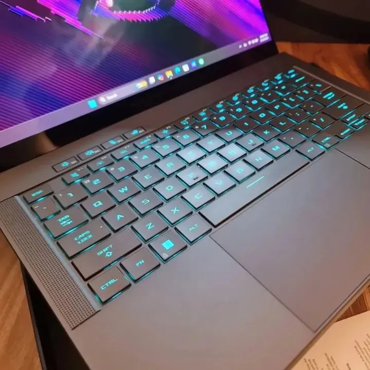 ASUS ROG Zephyrus G14 (2024) GA403UU-R745OL6G-OM Eclipse Gray PERFORMANCE MEETS PRECISION - Gambar 3