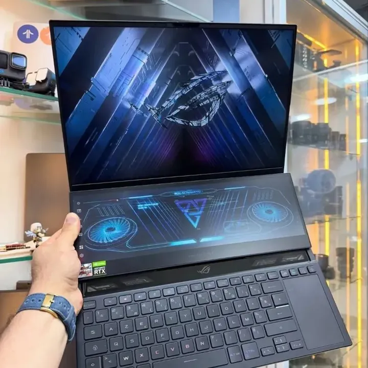 ASUS ROG ZEPHYRUS DUO - Gambar 2