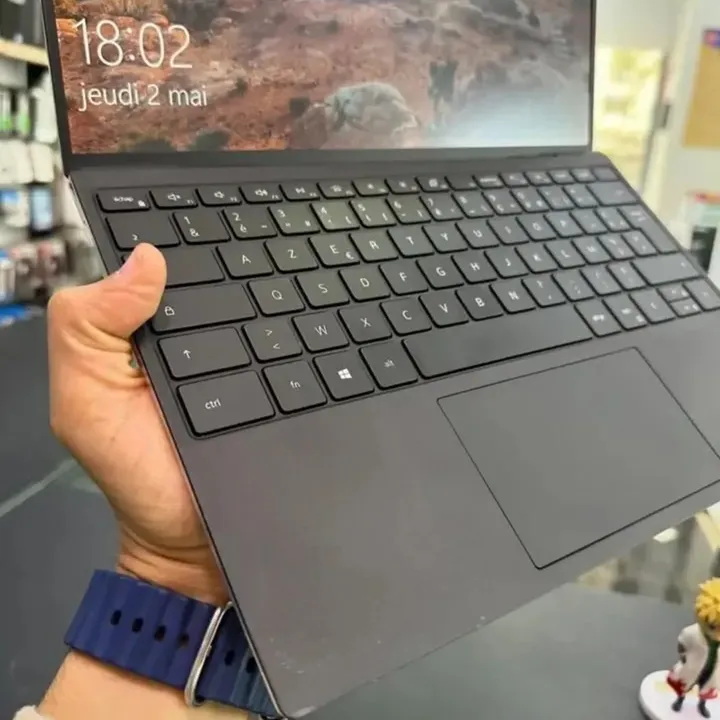 DELL XPS 9310 - Gambar 3