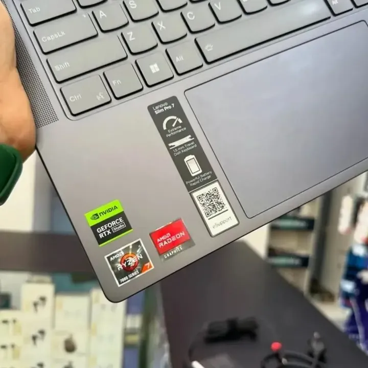 LENOVO SLIM Pro 7 14 ARP8 - Gambar 3