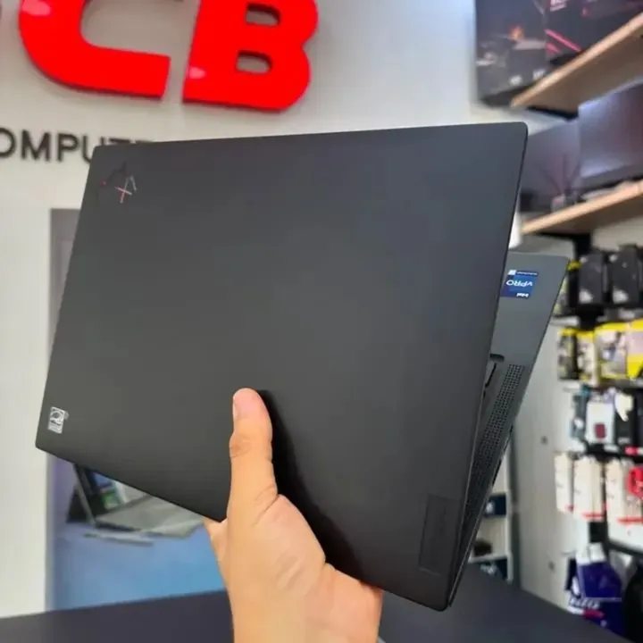 Lenovo Thinkpad X1 Carbon Gen 11 - Gambar 4