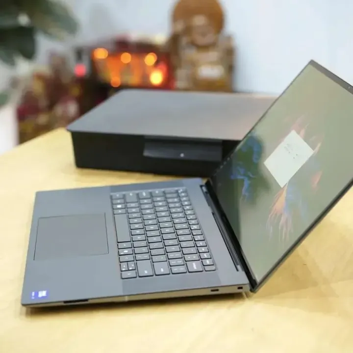 Dell Precision 5690 Workstation - Gambar 4