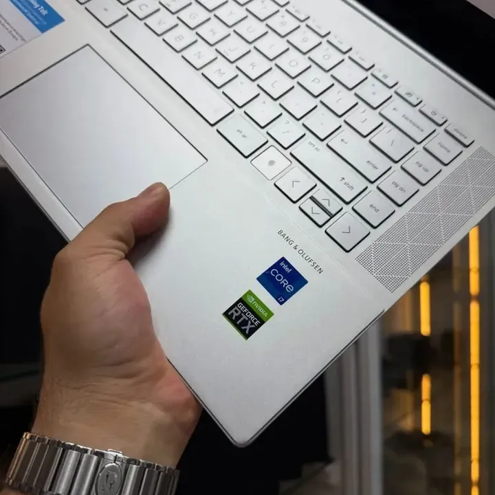 HP ENVY 15 - Gambar 3