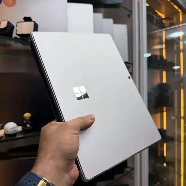 Microsoft Surface Pro 9 - Gambar 3