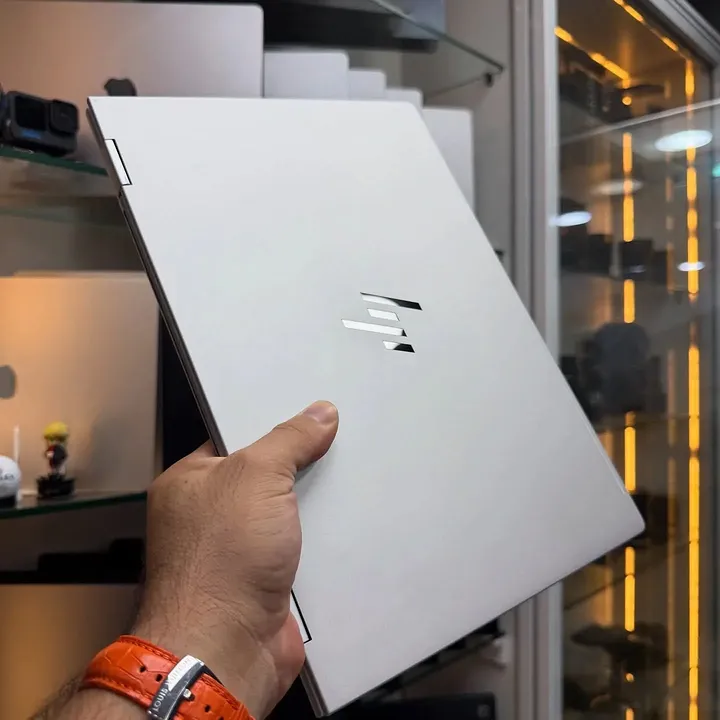 HP Elite X360 1040 G11 2in1 - Gambar 4