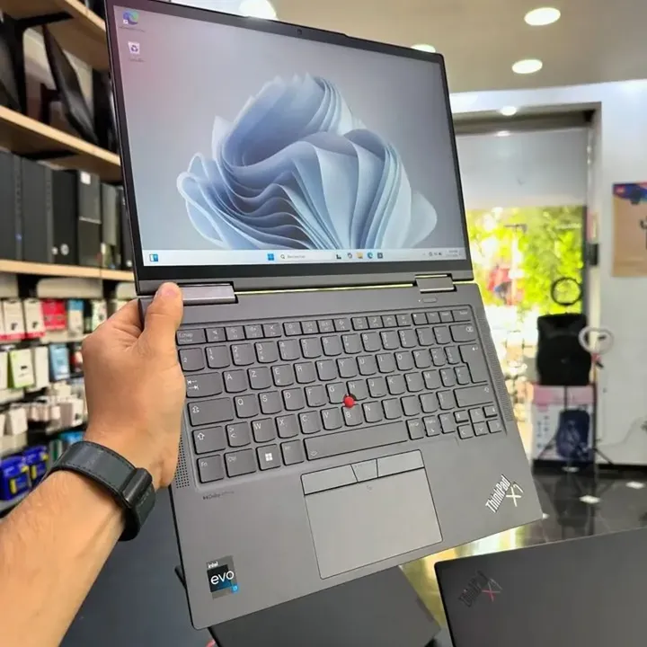 LENOVO THINKPAD X1 YOGA Gen 8 - Gambar 2