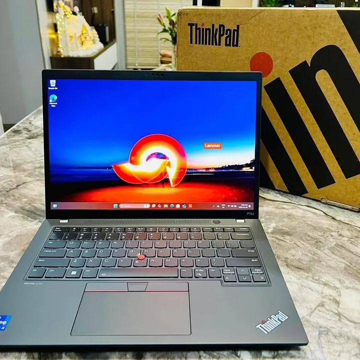 LENOVO ThinkPad P14s Gen 4 - Gambar 2