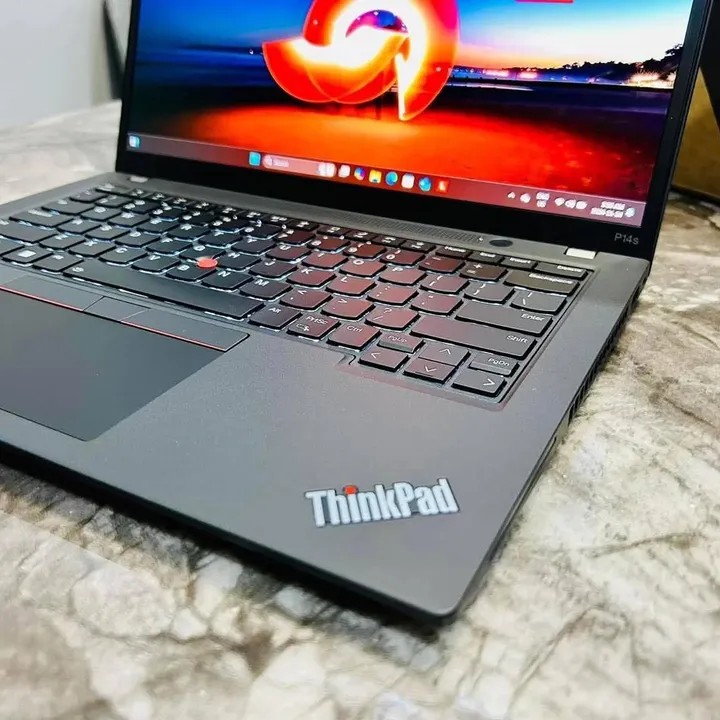 LENOVO ThinkPad P14s Gen 4 - Gambar 3