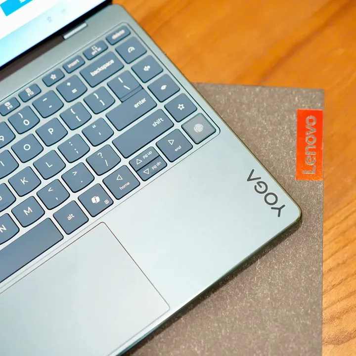 Lenovo Slim 9i 2025 - Gambar 3