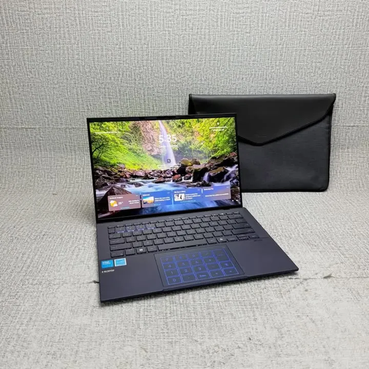 ASUS ExpertBook B9 OLED - Gambar 2