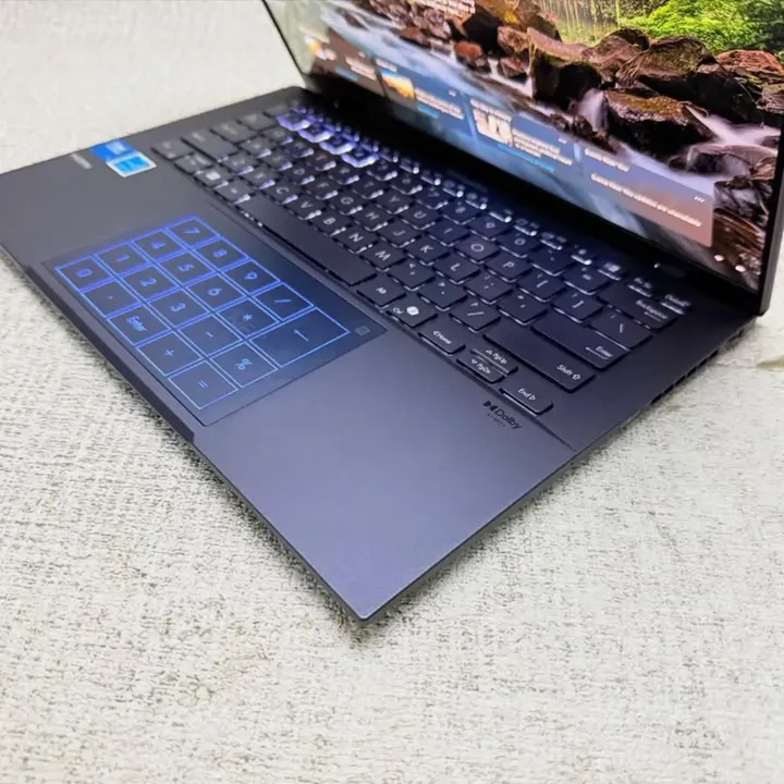 ASUS ExpertBook B9 OLED - Gambar 4