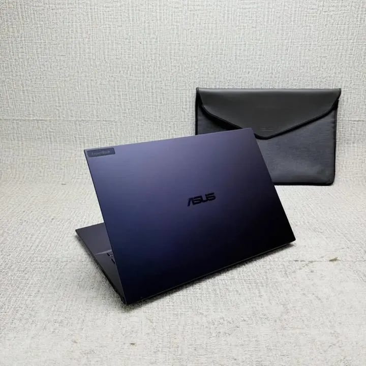 ASUS ExpertBook B9 OLED - Gambar 6