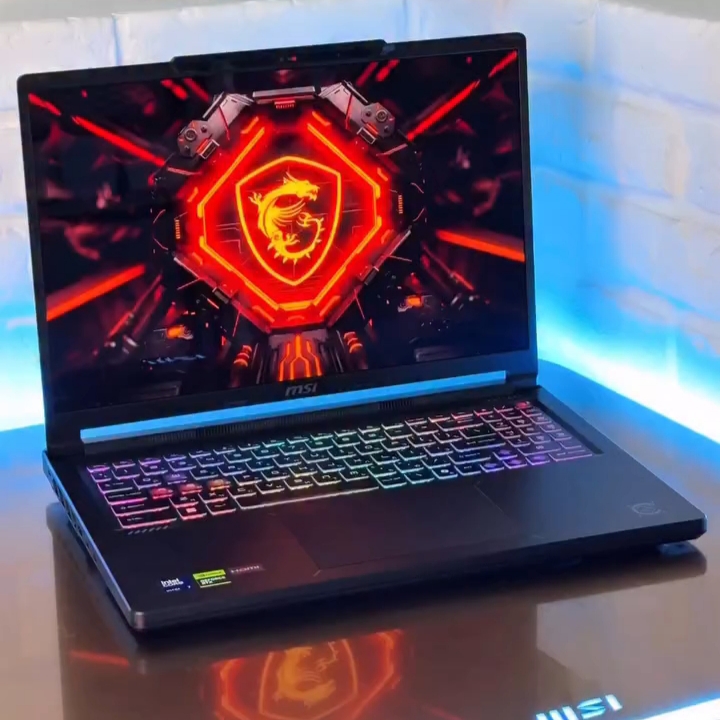 MSI Crosshair 16 Max HX - Gambar 2