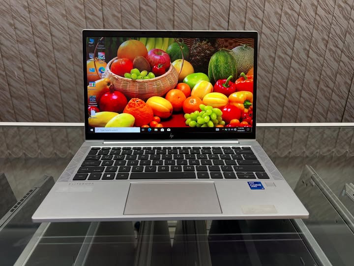 HP EliteBook 830 G8 - Gambar 4