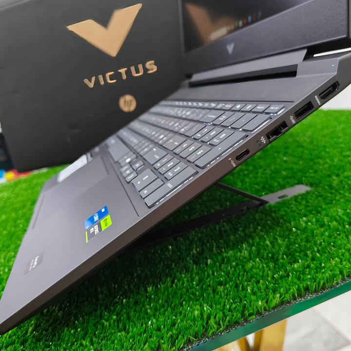 HP Victus 15 - Gambar 3